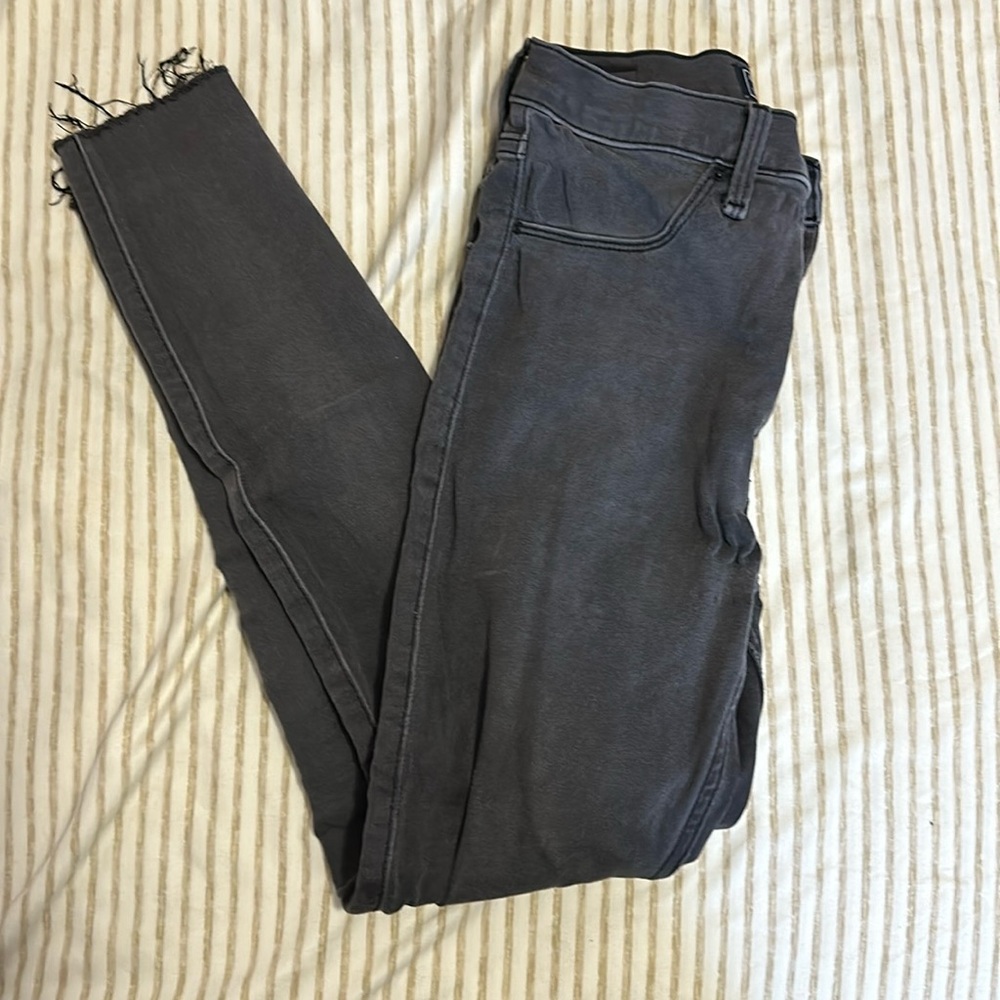 Abercrombie gray size 2s high waisted jeggings